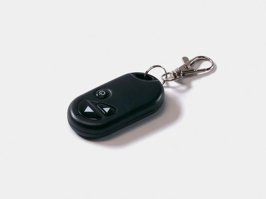 SWG Диммер для ленты с брелоком 8А 12V/24V,, RF-DIM-3-8A - 00000000934 SWG Диммер для ленты с брелоком 8А 12V/24V,, RF-DIM-3-8A - 00000000934