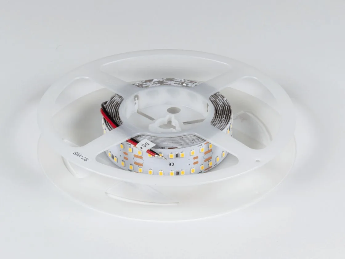 SWG Светодиодная LED лента LUX нейтральное свечение, DSG2280V2-24-NW-33 SWG Светодиодная LED лента LUX нейтральное свечение, DSG2280V2-24-NW-33